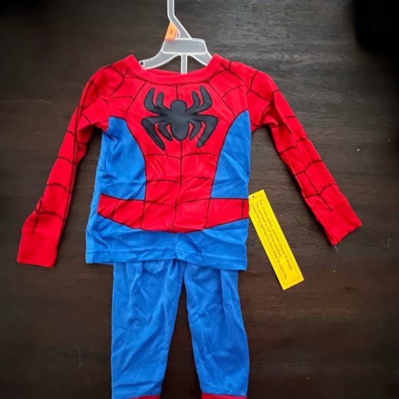 15 Piece Super Hero Boys Clothes Bundle- assorted from 3T-4T - Picture 11 of 11